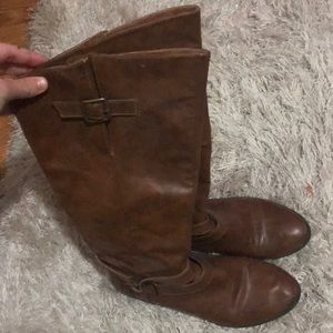 Calf high boots